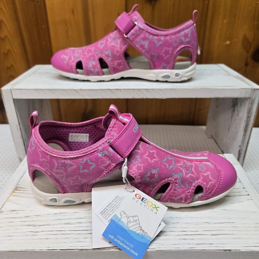 Geox Sandal Whinberry Sandal Girl Size USA 5.5  NEW NO BOX